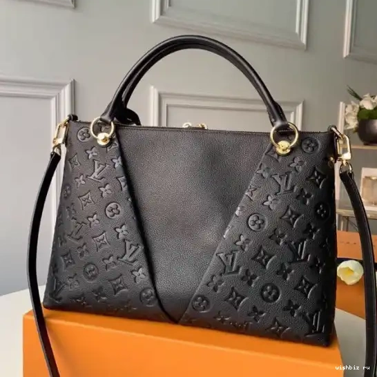 WIS V LOUIS MM TOTE VUITTON 0625